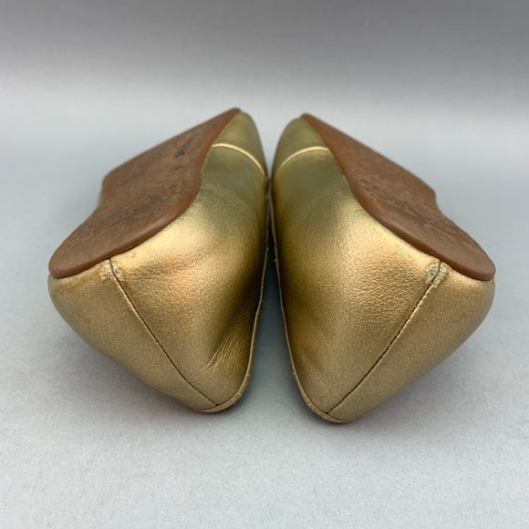 UGG Carey Ballet Flats -Leather & Sheepskin Girl Size 3Y Gold - Picture 11 of 12